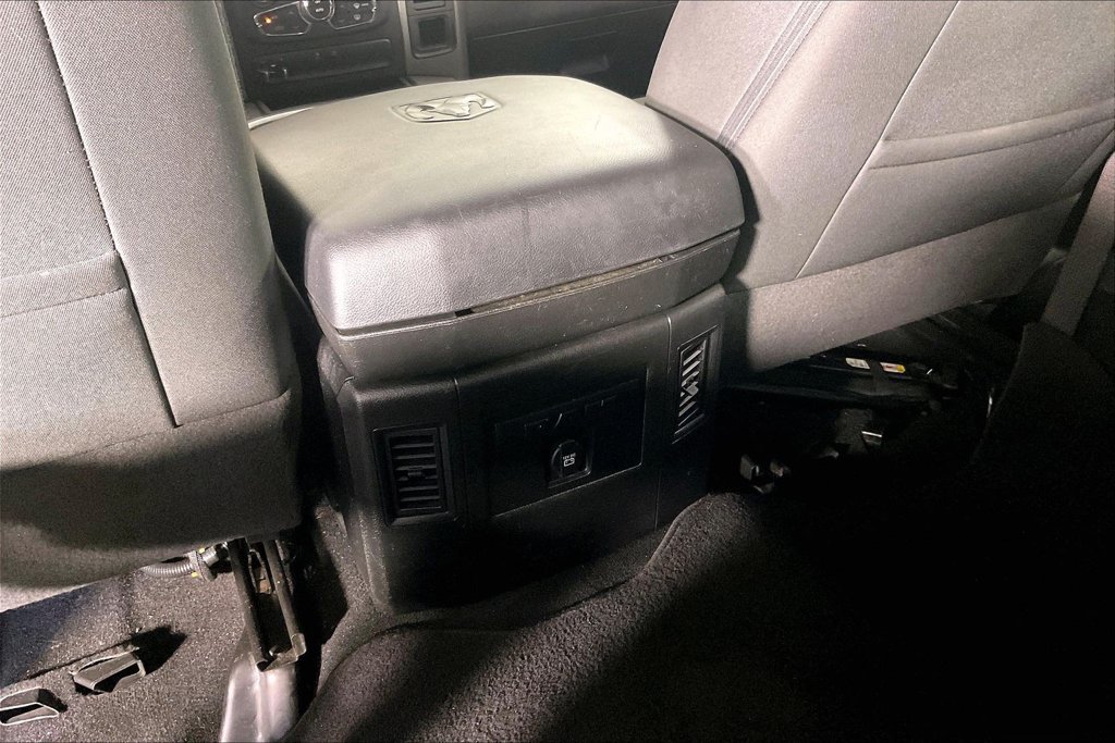 Used 2022 RAM 1500 Classic SLT w/ Electronics Group AWD/4WD image 29