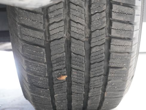 Used 2005 Chrysler Pacifica Touring FWD image 24