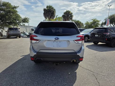 Used 2020 Subaru Forester Premium w/ Popular Package #1 AWD/4WD image 4