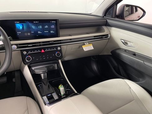 New 2026 Hyundai Tucson SEL image 17