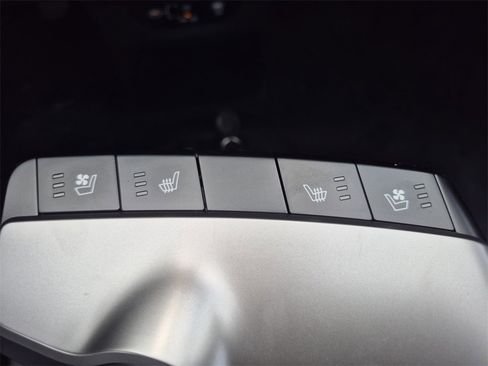 New 2025 Kia EV6 Wind image 24