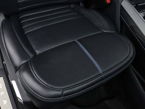 Certified 2025 Ford F150 Platinum w/ Equipment Group 702A High image 27