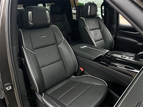 Used 2021 Cadillac Escalade ESV Sport w/ Driver Assist Tech Package image 30