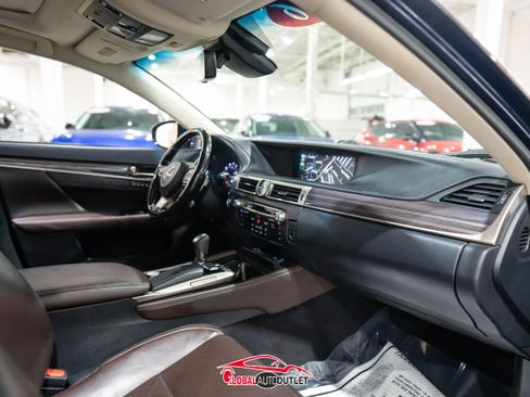 Used 2016 Lexus GS 350 AWD w/ Luxury Package image 15