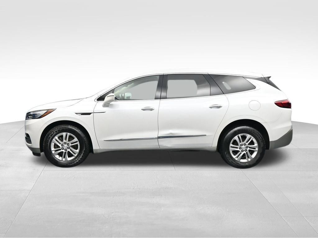Used 2018 Buick Enclave Essence AWD/4WD image 2