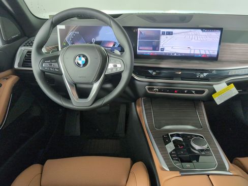 Used 2026 BMW X5 sDrive40i w/ Premium Package image 4