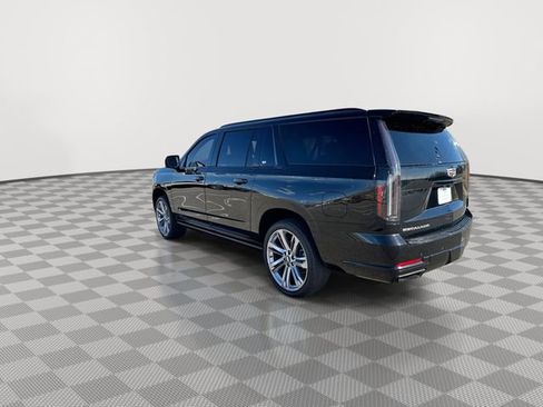 Certified 2025 Cadillac Escalade ESV Sport Platinum w/ LPO, Floor Liner Package AWD/4WD image 7