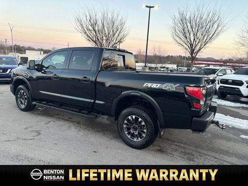 Used 2023 Nissan Titan PRO-4X w/ Pro-4x Convenience Package image 7