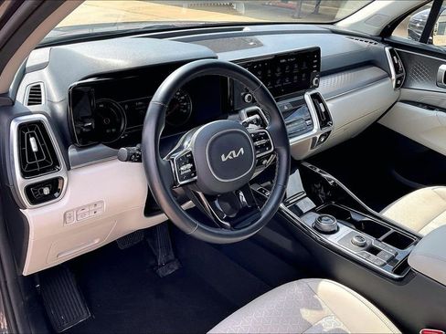 Used 2022 Kia Sorento SX AWD/4WD image 14