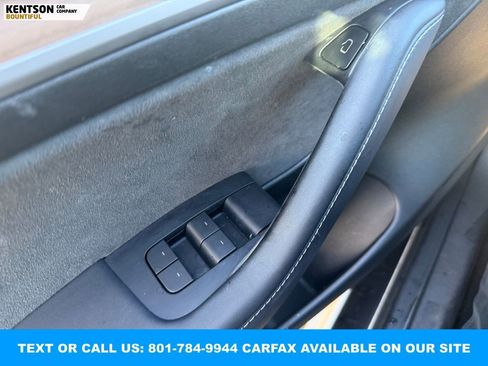 Used 2023 Tesla Model 3 Standard Range image 18