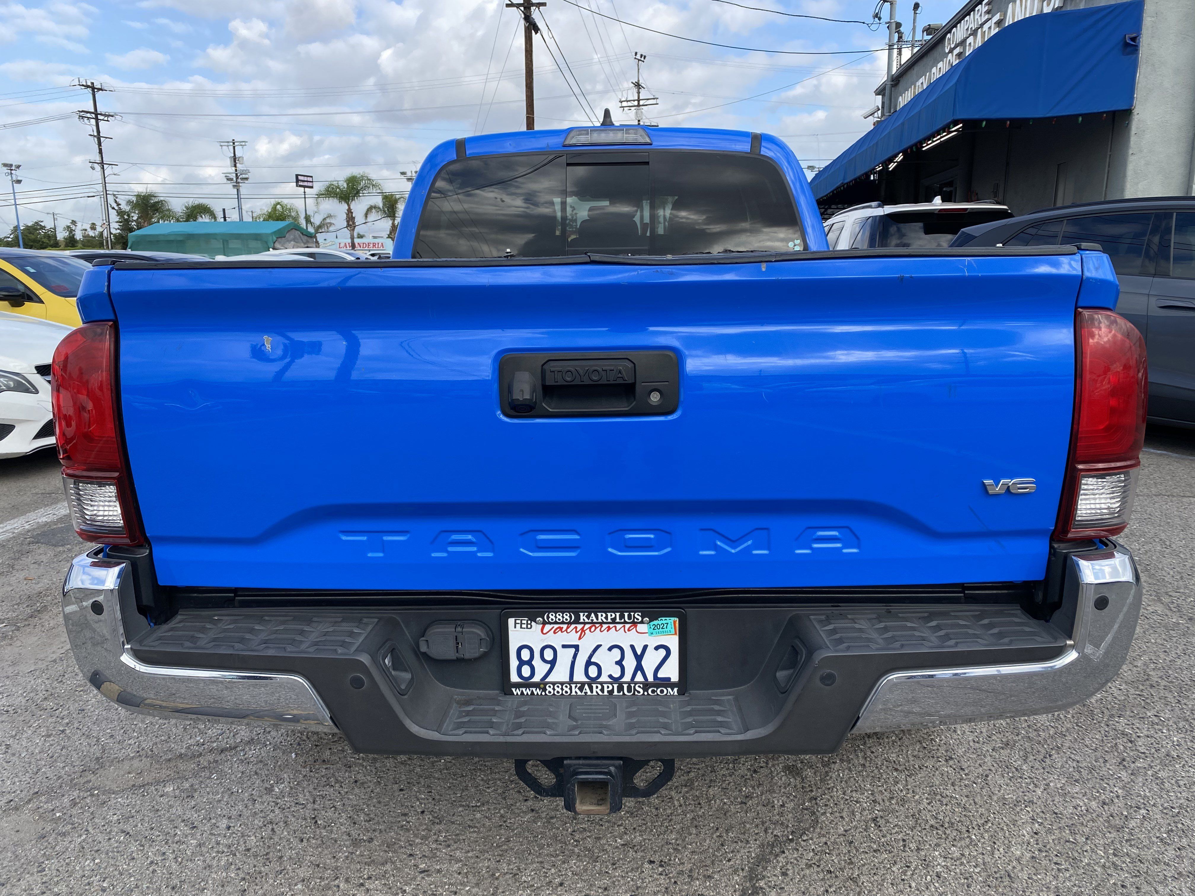 Used 2020 Toyota Tacoma SR5 RWD image 11