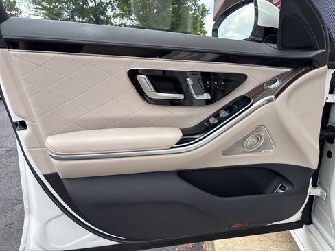 Used 2022 Mercedes-Benz S 580 4MATIC Sedan image 21