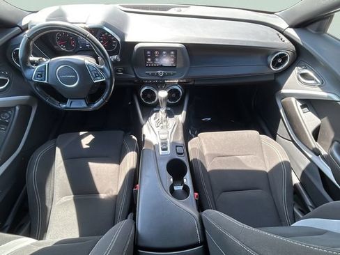 Certified 2023 Chevrolet Camaro LT RWD image 32