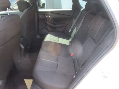 Used 2023 Honda Accord Sport image 9