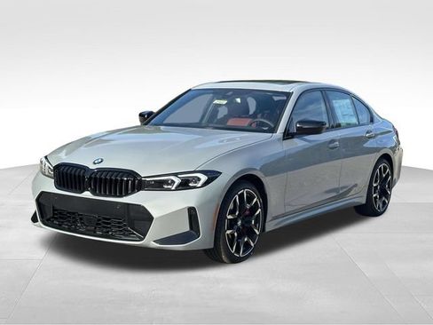 New 2026 BMW 330i xDrive Sedan w/ M Sport Package AWD/4WD image 5
