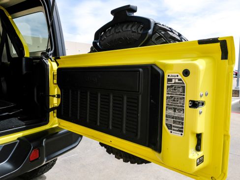 Used 2023 Jeep Wrangler Unlimited image 50