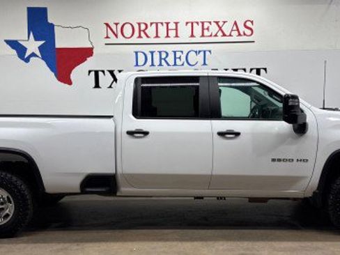 Used 2023 Chevrolet Silverado 2500 W/T w/ WT Convenience Package image 4