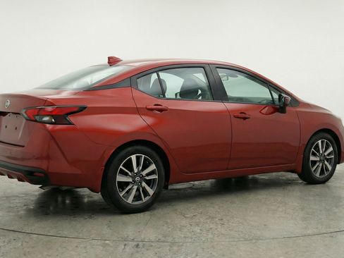 Used 2025 Nissan Versa SV FWD image 9