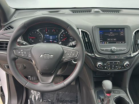 Used 2023 Chevrolet Equinox RS w/ LPO, Floor Liner Package FWD image 7