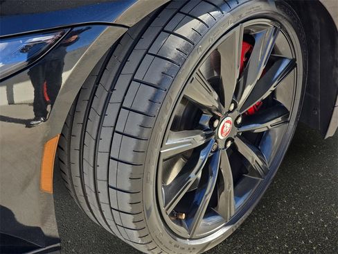 Certified 2022 Jaguar F-TYPE R image 30