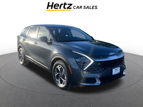 Used 2025 Kia Sportage LX image 1