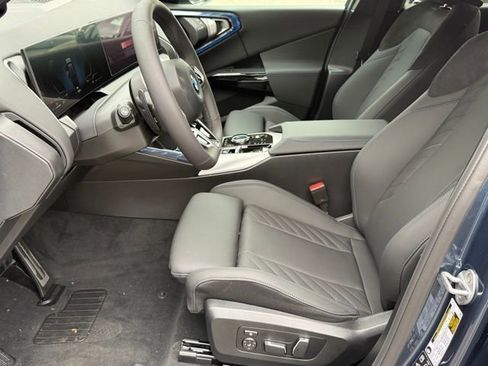 New 2026 BMW X3 xDrive30 w/ M Sport Package AWD/4WD image 17