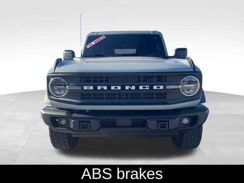 Used 2023 Ford Bronco Black Diamond image 4