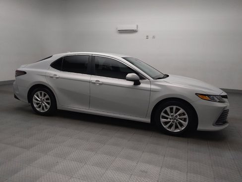 Used 2024 Toyota Camry LE image 11