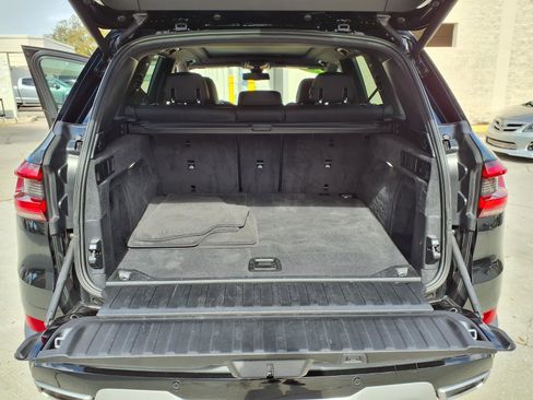 Used 2019 BMW X5 xDrive40i w/ Convenience Package image 27