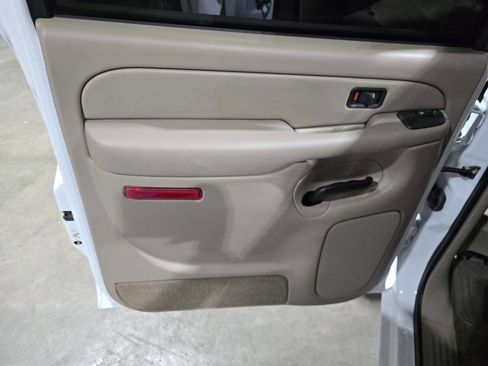 Used 2005 Chevrolet Silverado 1500 4x4 Crew Cab w/ Safe And Sound Package image 59