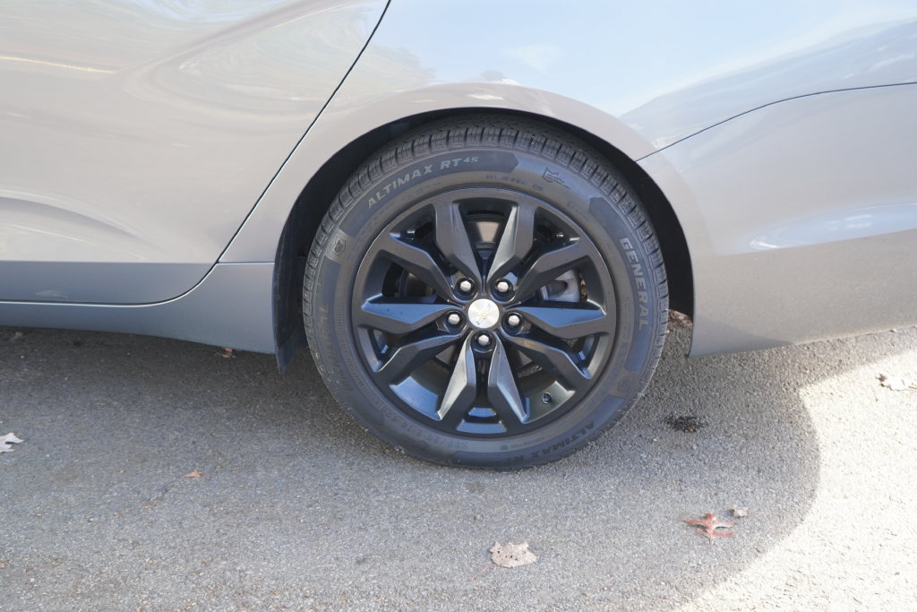 Used 2019 Chevrolet Impala LT FWD image 6