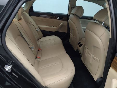 Used 2017 Hyundai Sonata Limited w/ Tech Package 03 image 19