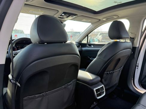 Used 2023 Kia K5 EX image 18
