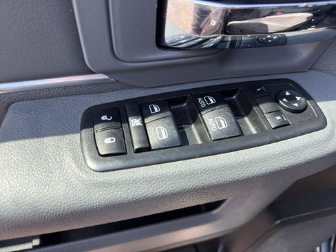 Used 2017 RAM 1500 Big Horn AWD/4WD image 12
