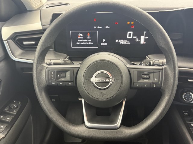 Used 2025 Nissan Kicks S FWD image 14