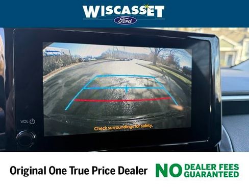 Used 2023 Toyota Corolla LE image 8