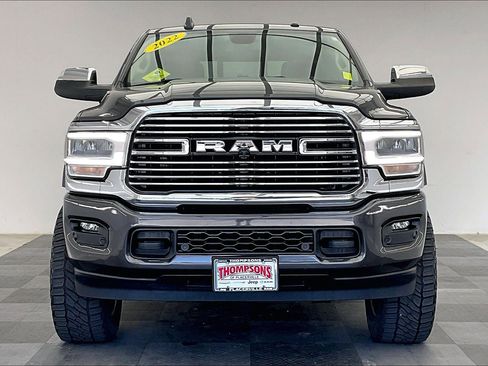 Used 2022 RAM 2500 Laramie AWD/4WD image 2