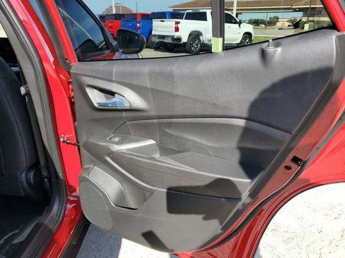 New 2026 Chevrolet Trax LT w/ Driver Confidence Package image 11