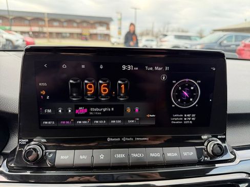 Used 2022 Kia Seltos EX image 17