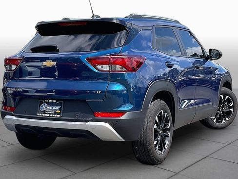 Used 2021 Chevrolet TrailBlazer LT w/ Convenience Package FWD image 13