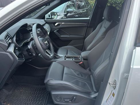 Used 2025 Audi Q3 2.0T Premium w/ Convenience Package image 13