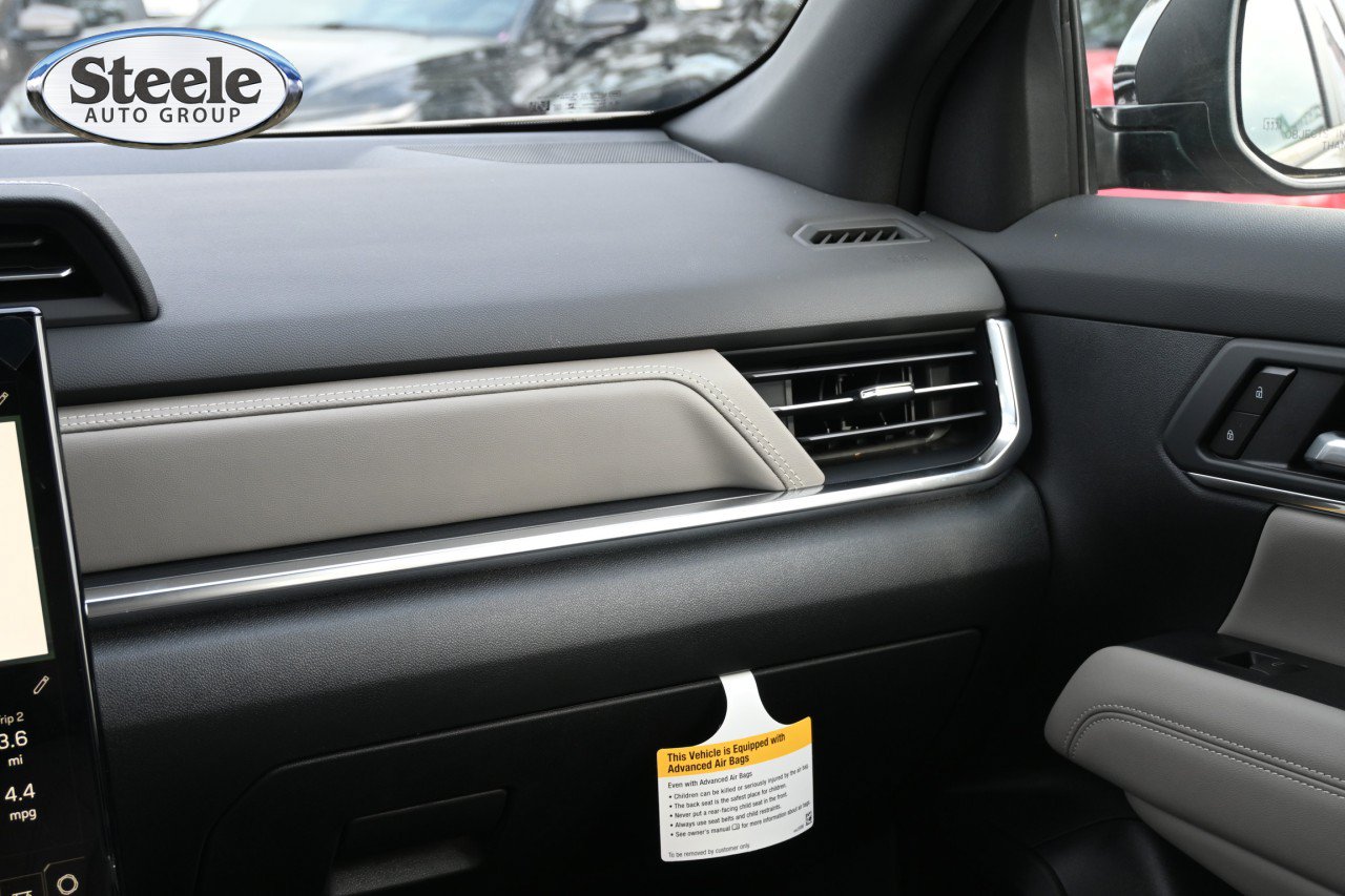 New 2027 GMC Terrain Elevation w/ Elevation Premium Package AWD/4WD image 8