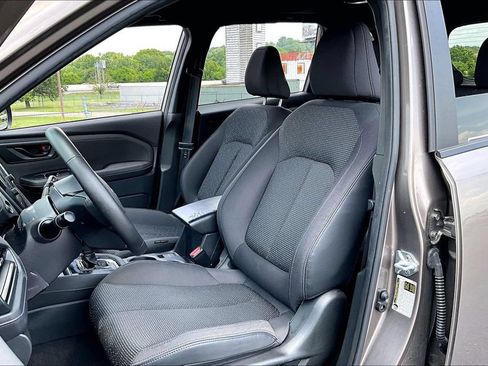 Used 2025 Subaru Forester Premium AWD/4WD image 23