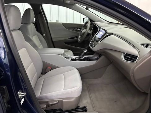 Used 2021 Chevrolet Malibu LT FWD image 22
