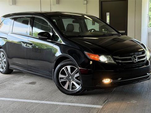 Used 2016 Honda Odyssey Touring image 7