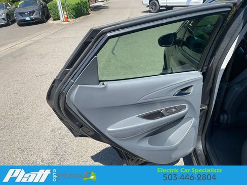 Used 2017 Chevrolet Bolt Premier w/ Driver Confidence II Package FWD image 37