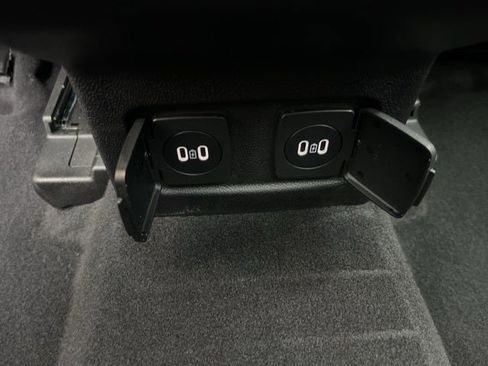 Used 2023 Lincoln Corsair AWD w/ Equipment Group 101A image 16