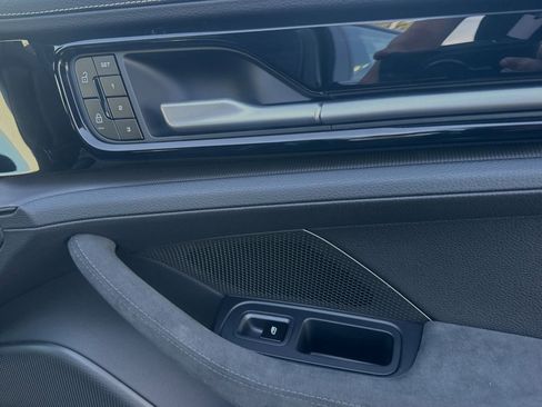 New 2025 Porsche Panamera image 19
