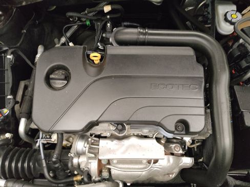 Used 2021 Chevrolet Malibu LS FWD image 30