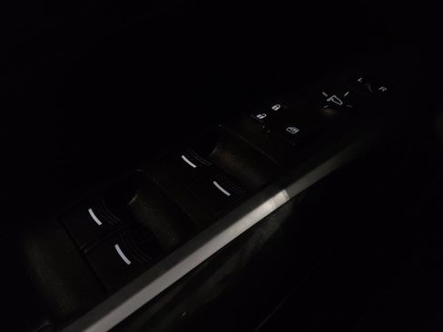 Used 2018 Acura TLX image 27